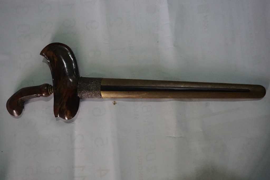 Keris Brojol: Keunikan